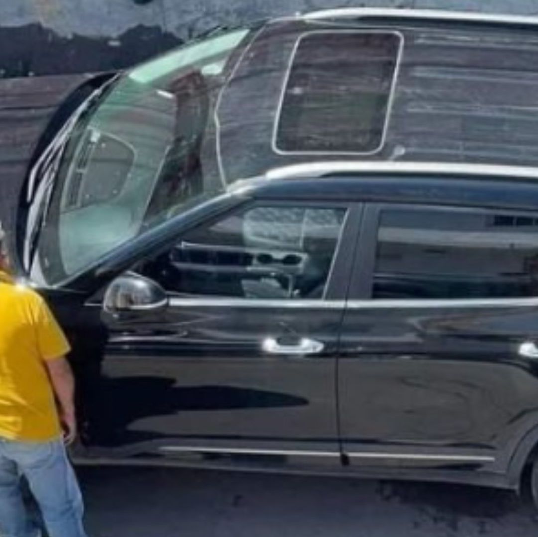 Camioneta Abandonada con Restos Óseos en Colonia La Loma en Puebla