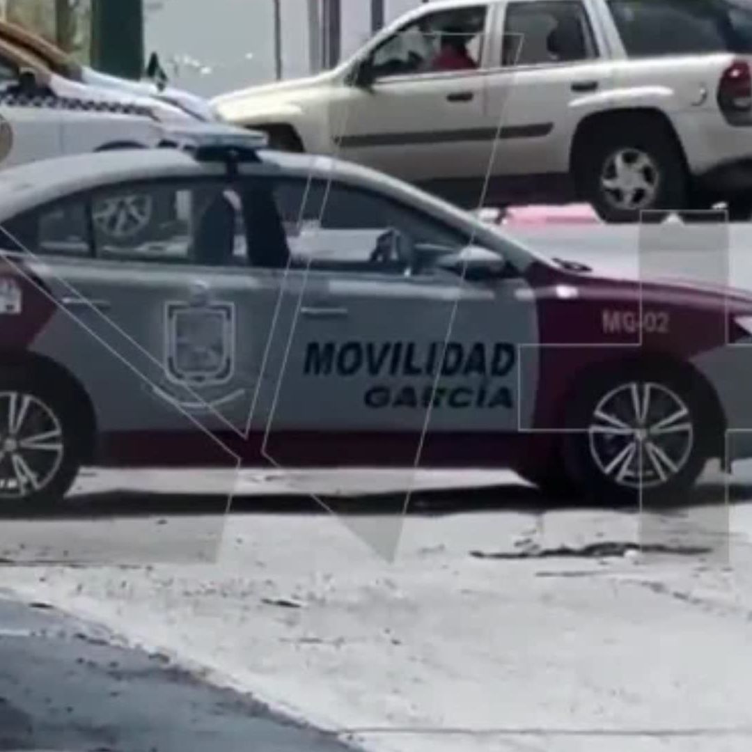 Patrullas cerrando calles y avenidas en García.