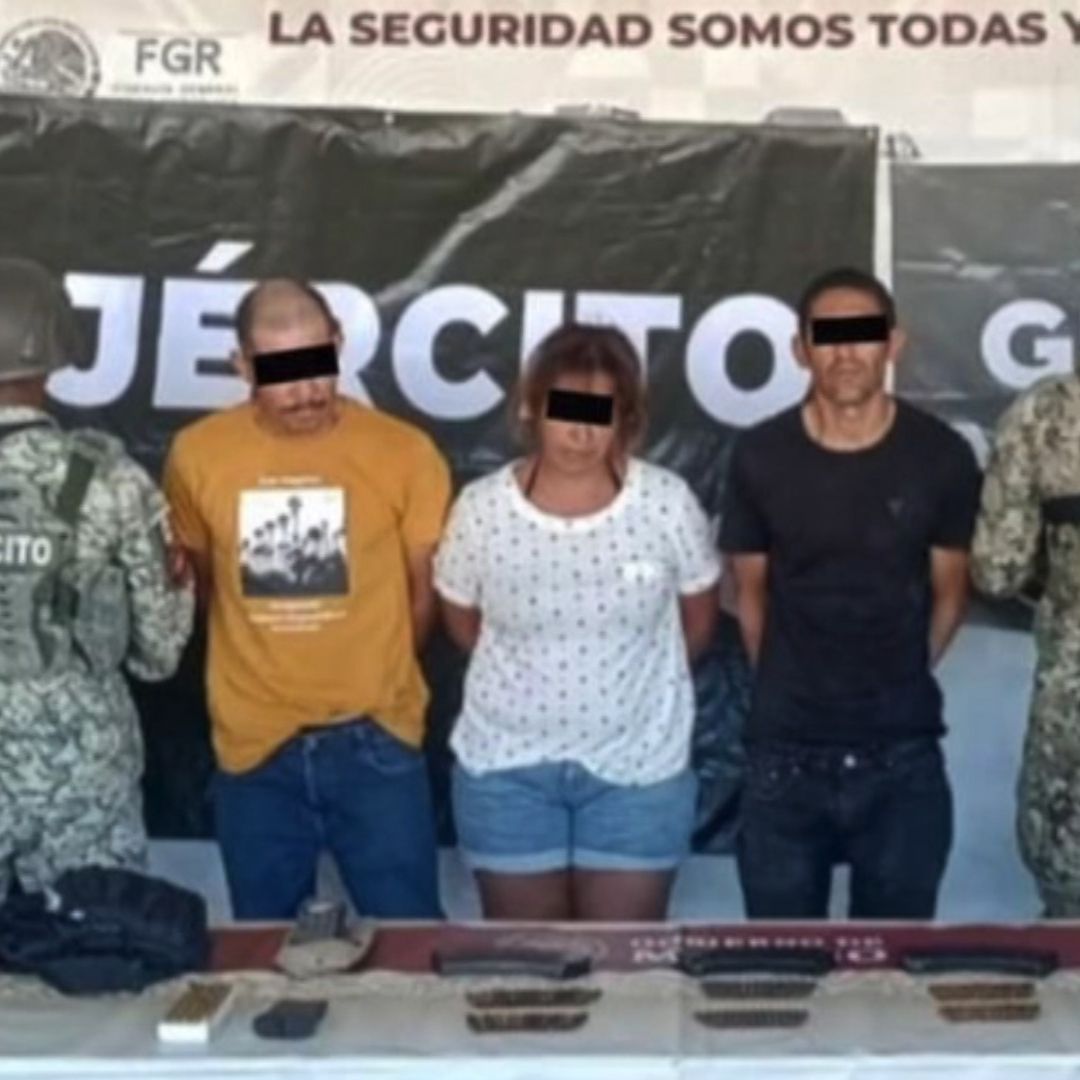 Aseguran Vehículo Robado con Armas y Droga en San Felipe