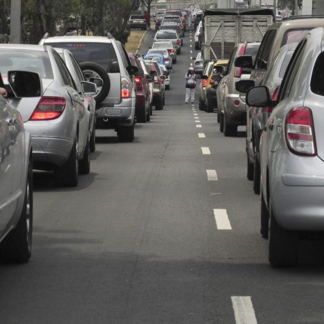 Hoy No Circula Sabatino 13 de Septiembre de 2025: ¿Qué Autos No Circulan en CDMX y Edomex?