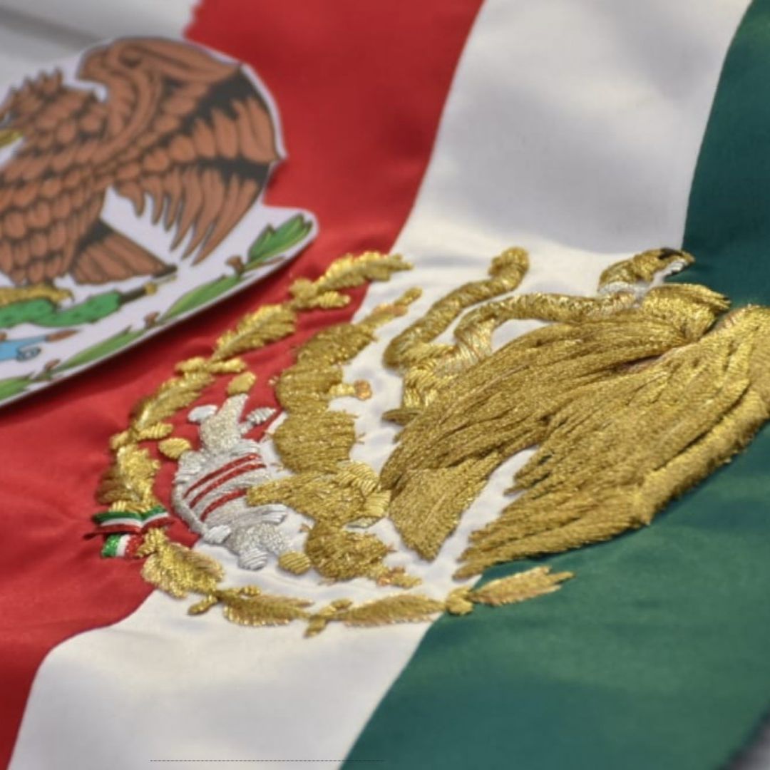 Elaboración Artesanal de la Banda Presidencial Claudia Sheinbaum Pardo