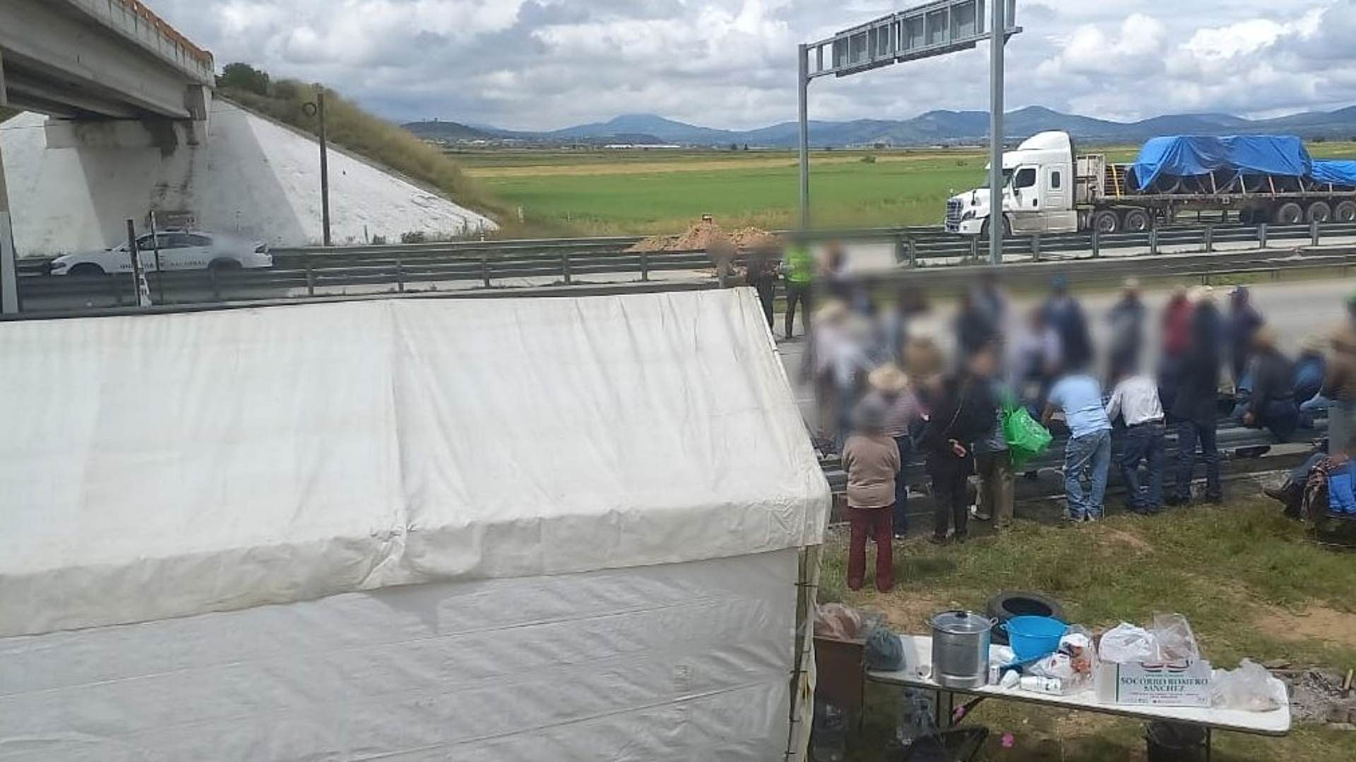 Bloqueo en el Arco Norte, a la altura del km 182