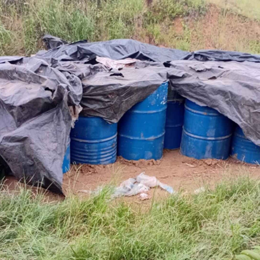 Material para elaborar drogas sintéticas en Sinaloa