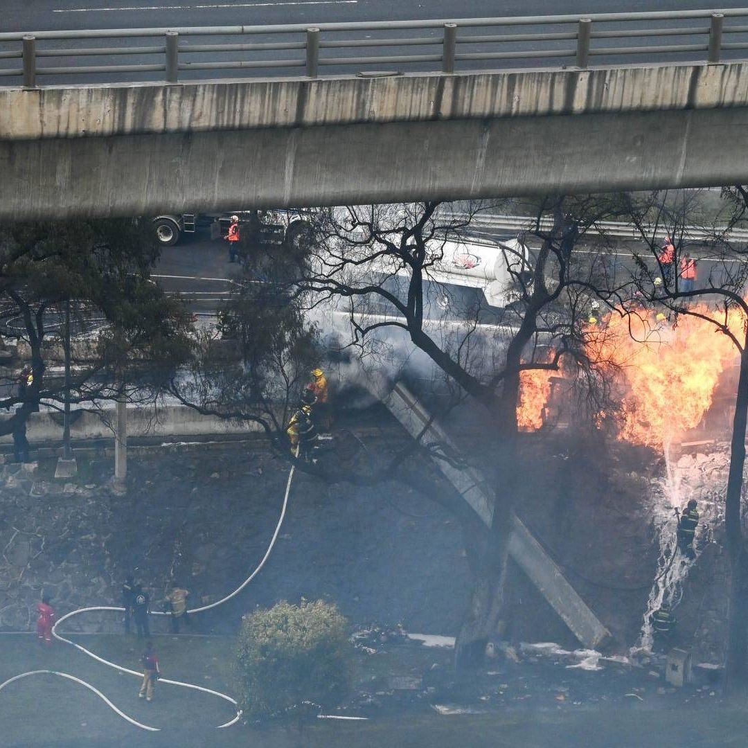 Incendio por la explosión de la pipa de gas, en Iztapalapa