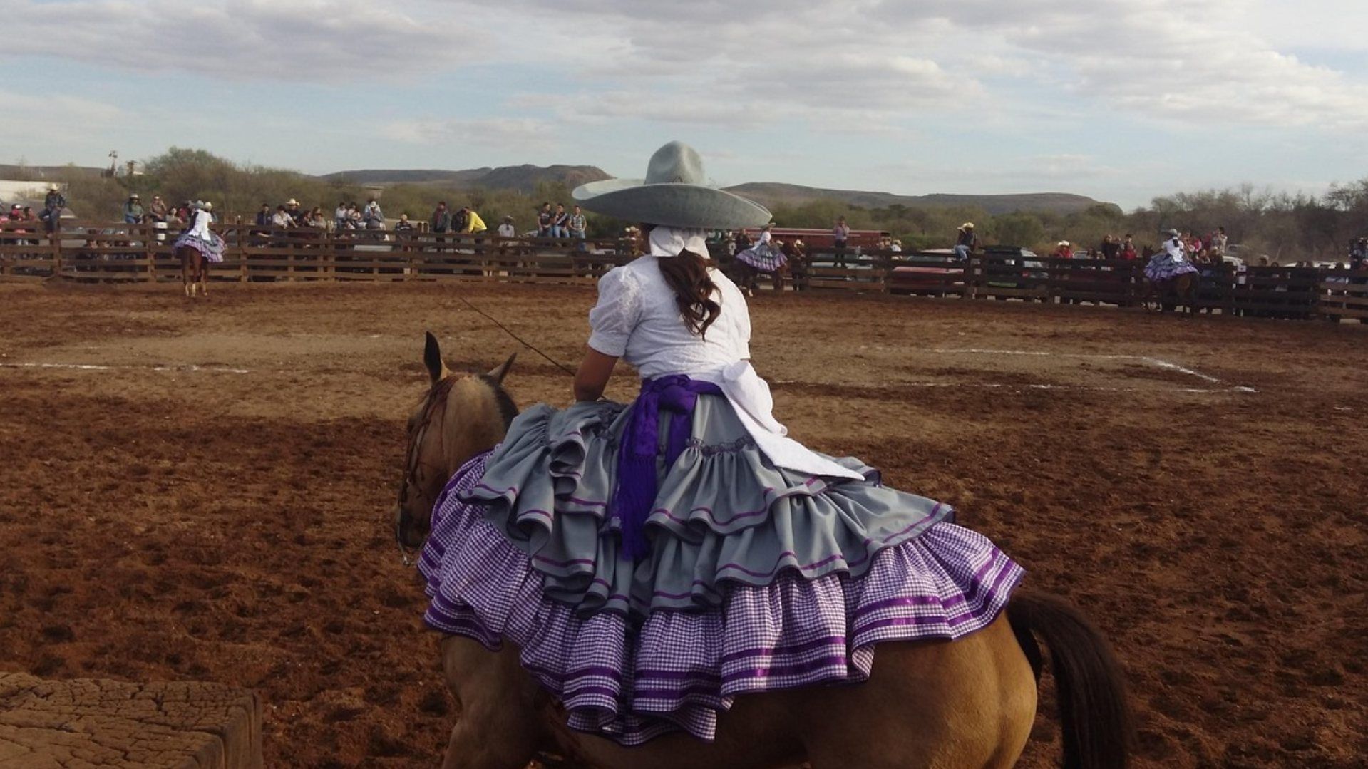 Desfile por el Día de la Charrería en Jalisco 2025
