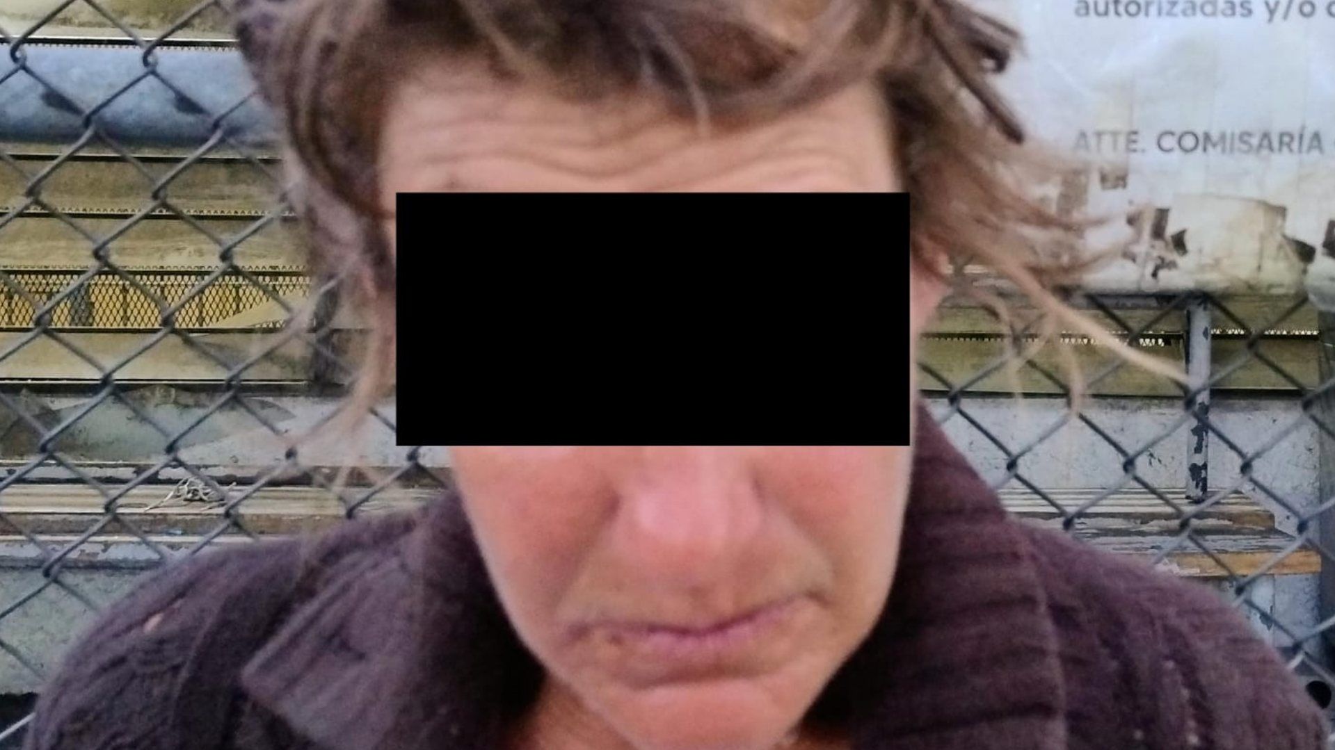 Detienen a mujer que atacó a artista urbana en Guadalajara