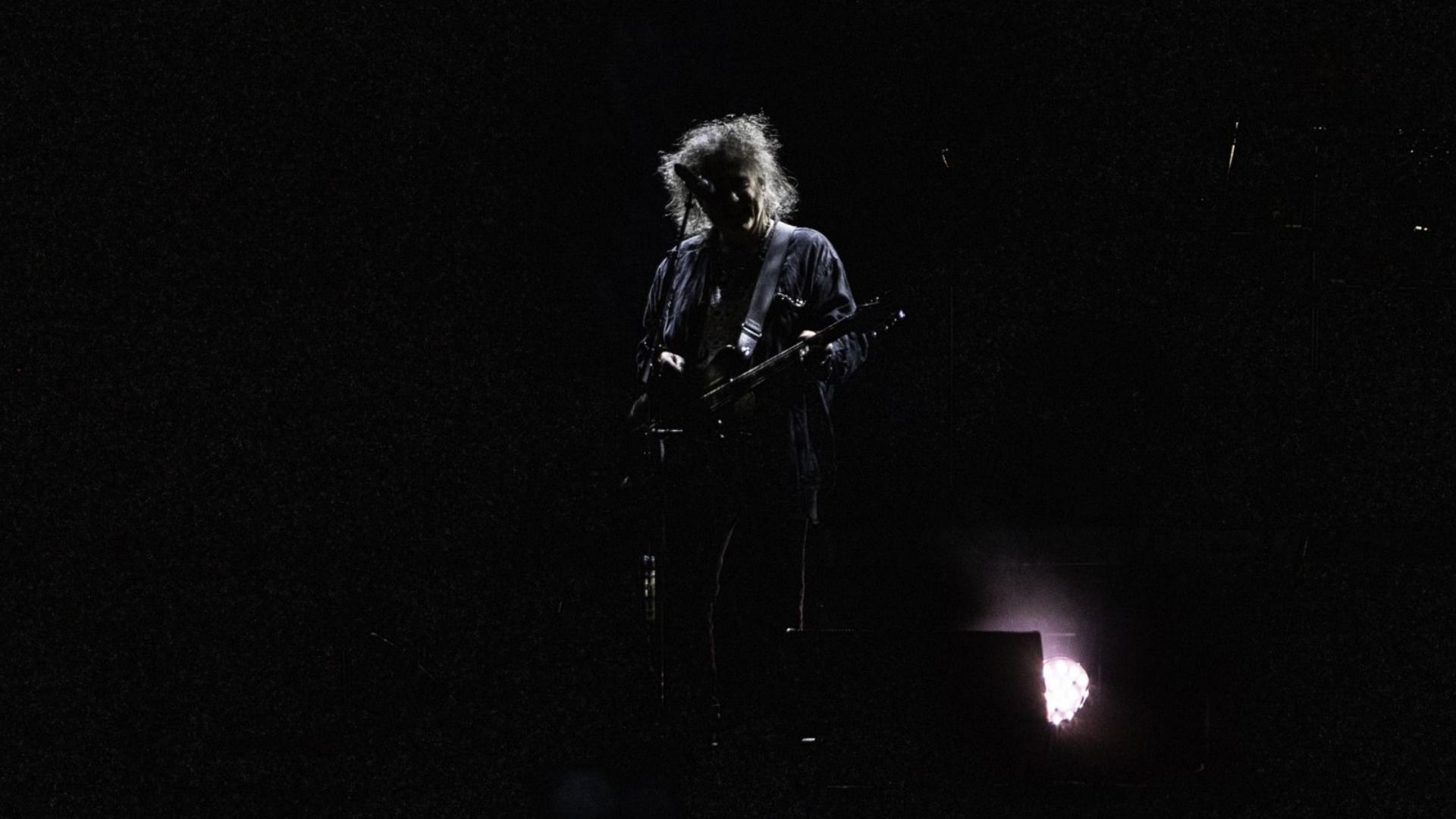 The Cure estrena Alone, su nueva canción
