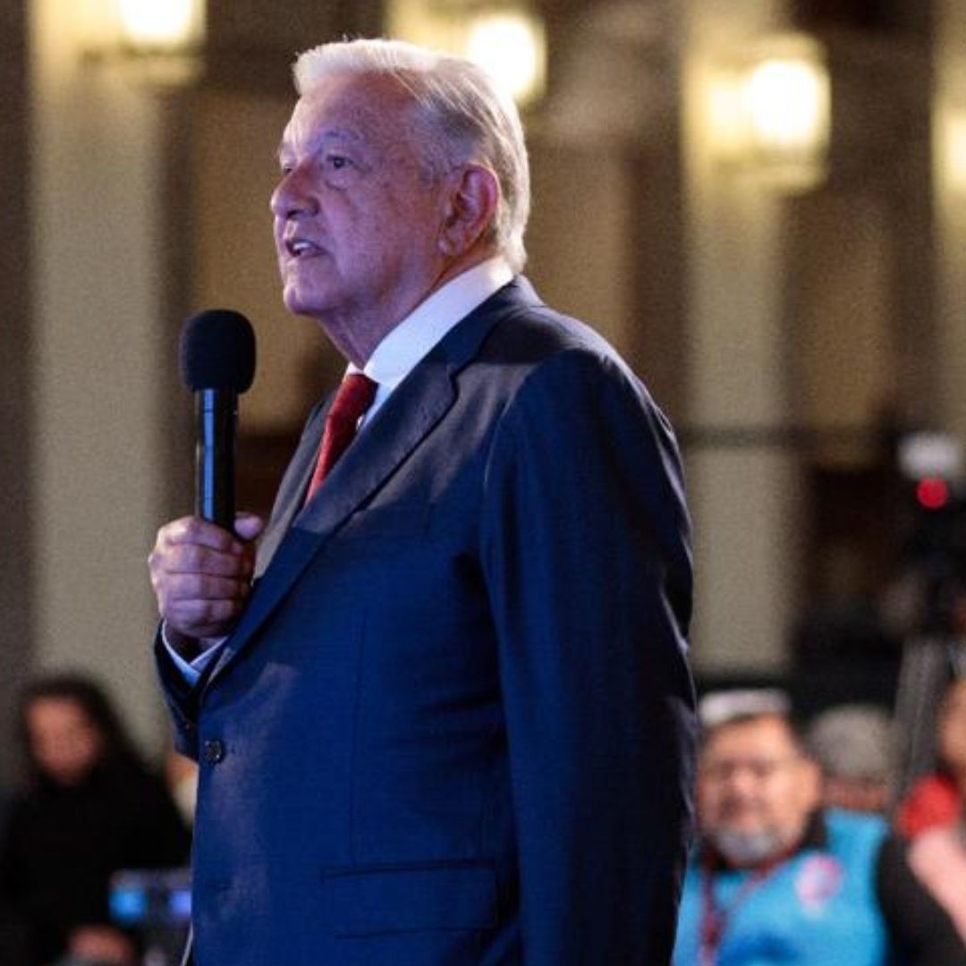 AMLO Lee Carta al Rey de España y Señala que 'México Ya No es Una Colonia y se Debe Respetar'