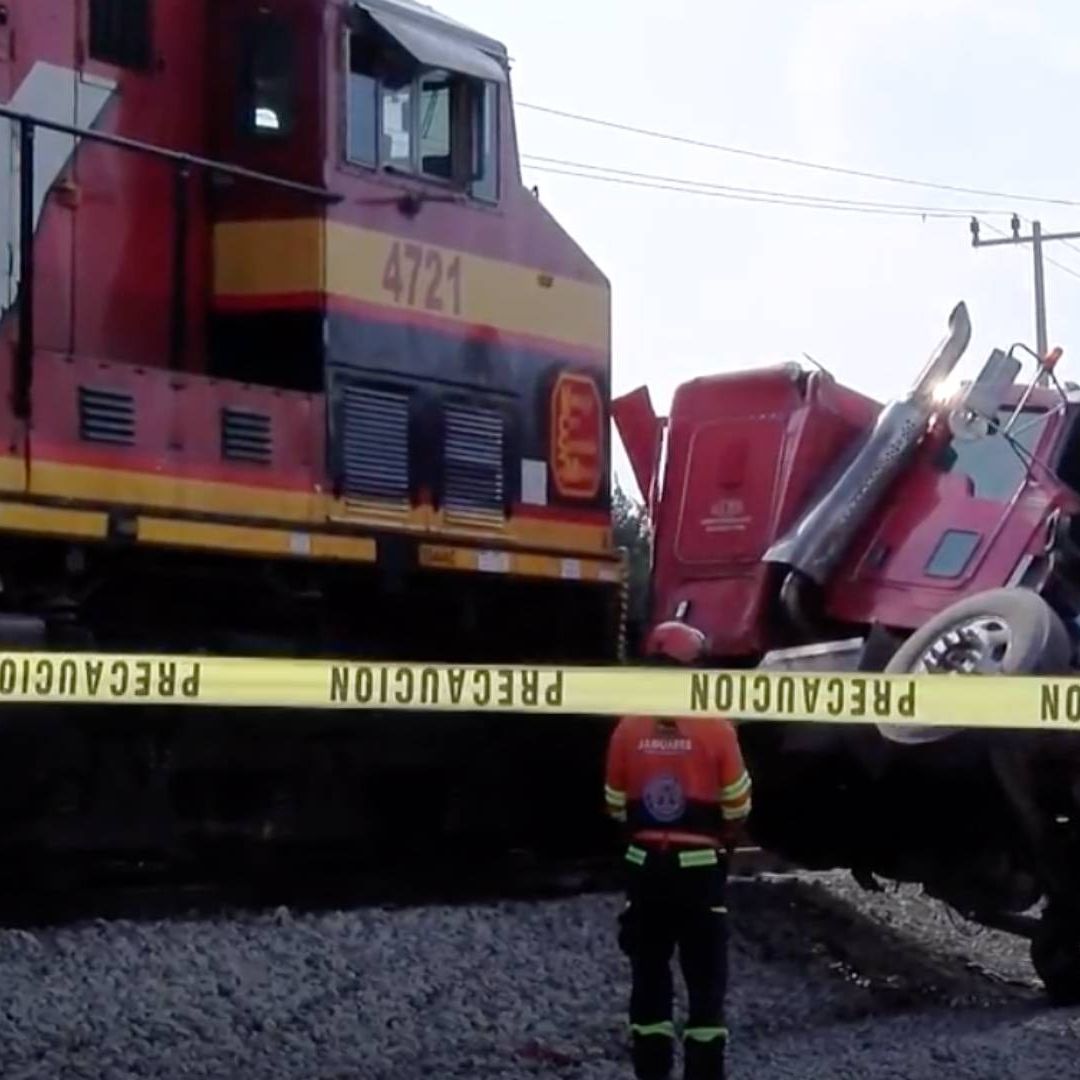 Trailero Resulta Herido al Intentar Ganarle el Paso al Tren en Santa ...
