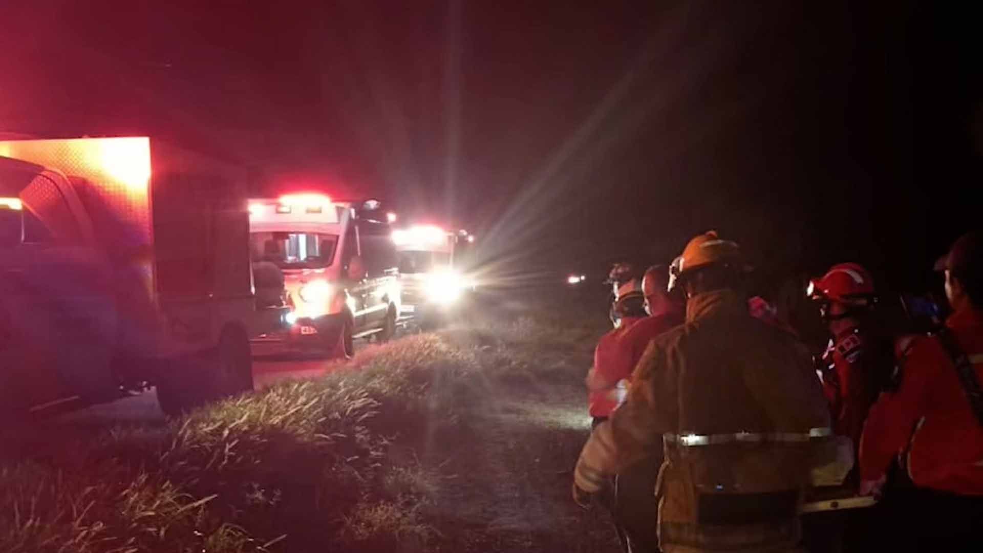 Mueren Padre y su Bebé al Volcar en Carretera a Monclova