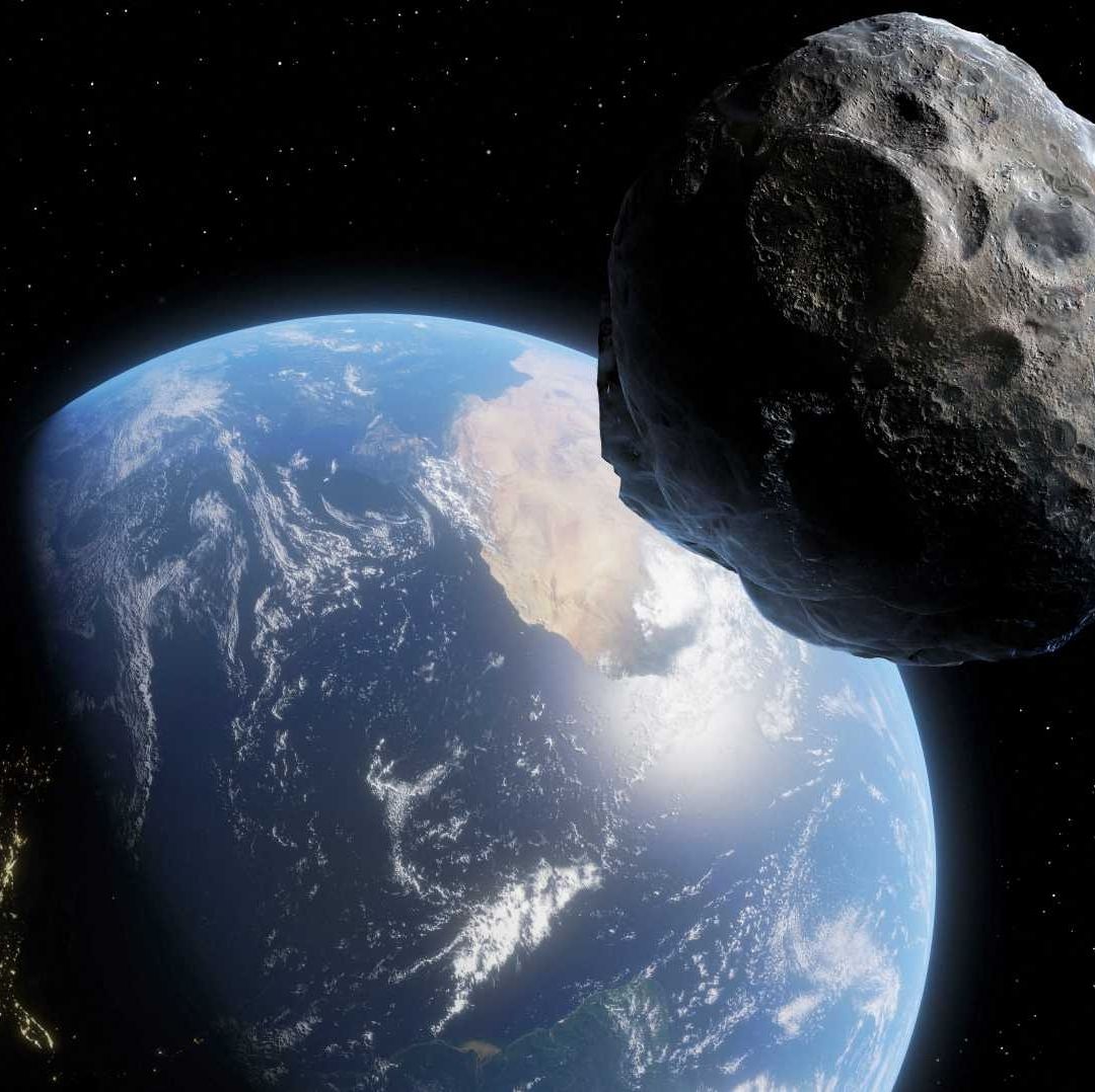 Astrónomos españoles descubrieron una cuasiluna a 300 mil kilómetros de la Tierra.