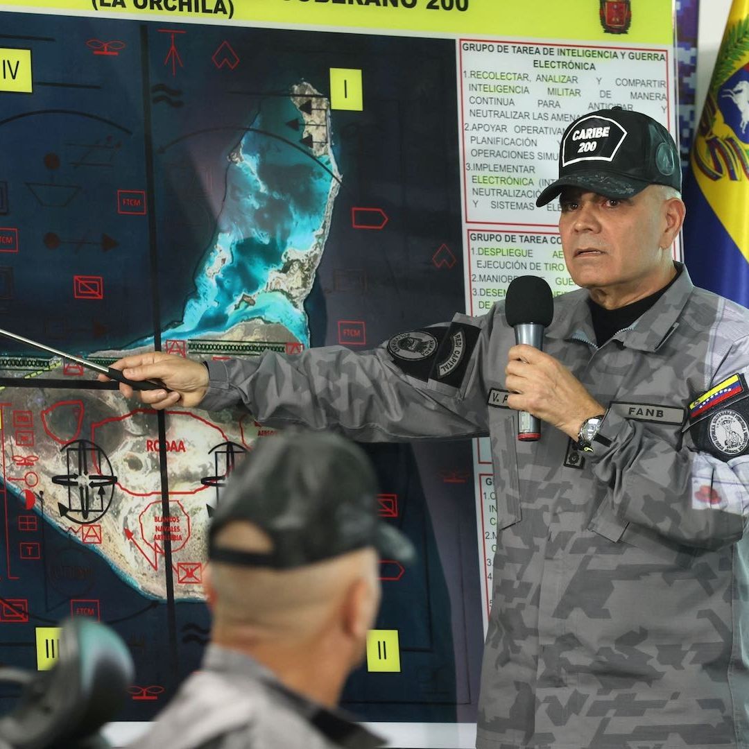 Vladimir Padrino, ministro de Defensa de Venezuela, anunció acciones militares en el Caribe