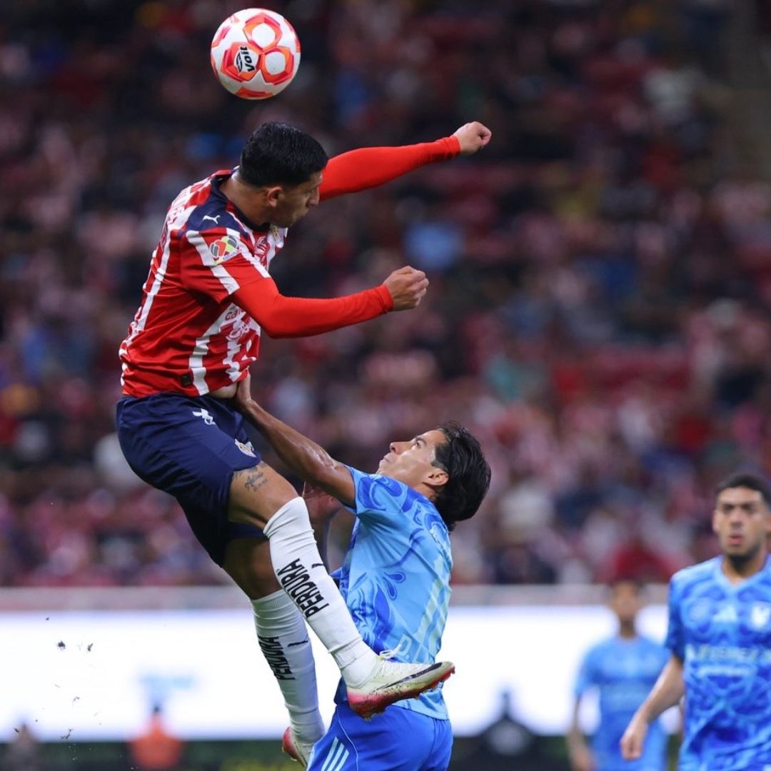 Las Chivas y los Tigres se enfrentaron en el Estadio Akron, en partido pendiente de la Liga MX