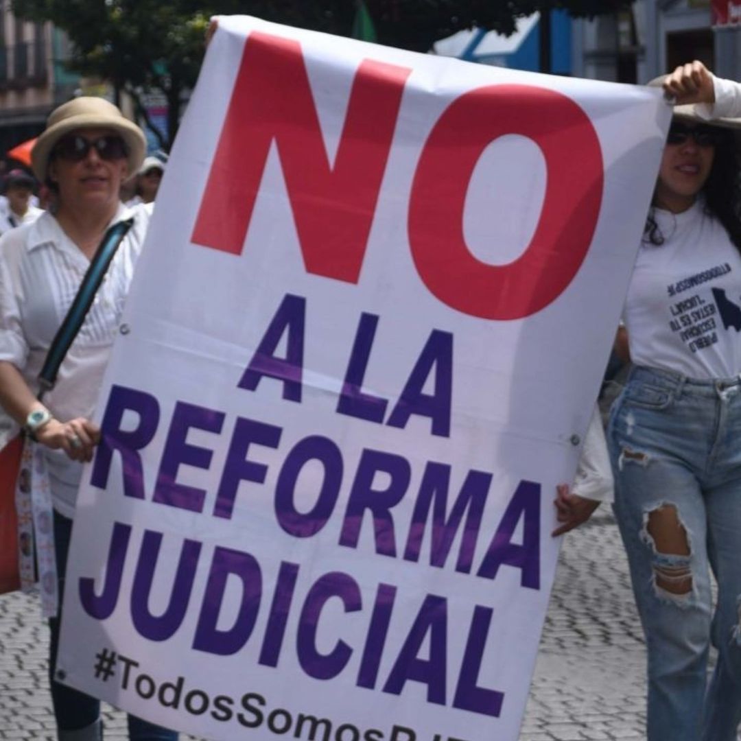 Trabajadores del Poder Judicial manifestaron su inconformidad con la Reforma Judicial en Xalapa, Veracruz