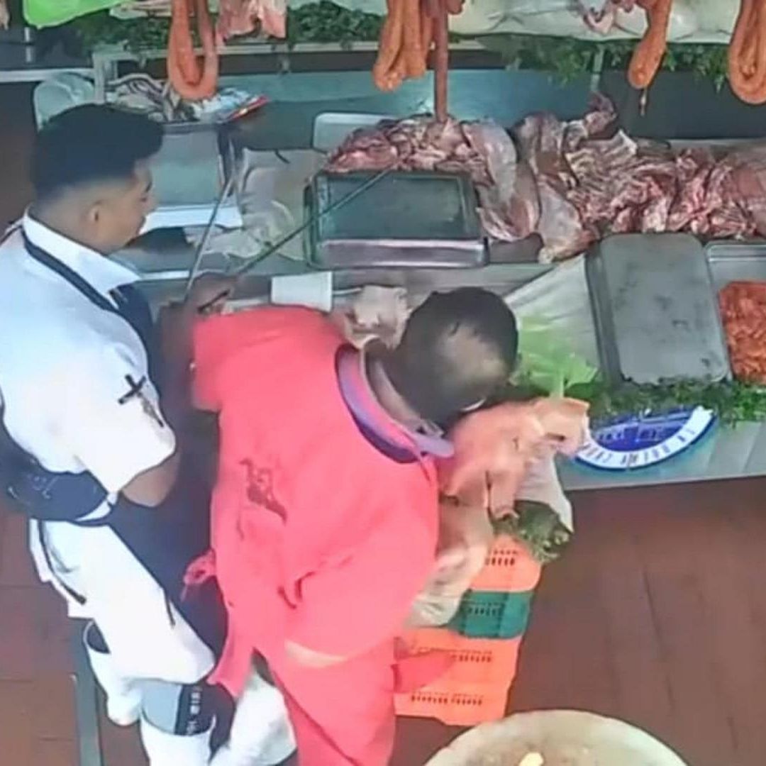 Pelea en Rastro de Tlalnepantla: Carnicero Acuchilla a Compañero y lo Deja Gravemente Herido