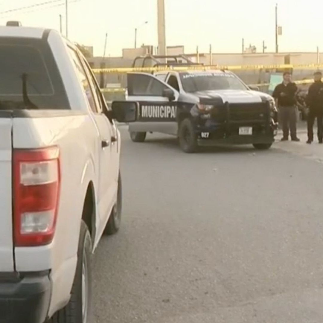 Hombre Pierde la Vida al Caerle un Auto que Reparaba en su Casa en Ciudad Juárez