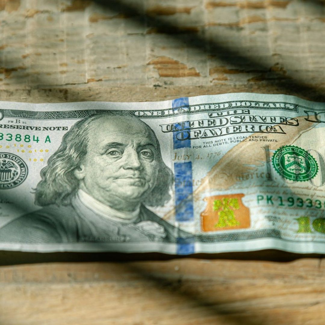Precio del Dólar Hoy 4 de Octubre de 2024 en México: ¿Cómo Está el Peso en el Tipo de Cambio?