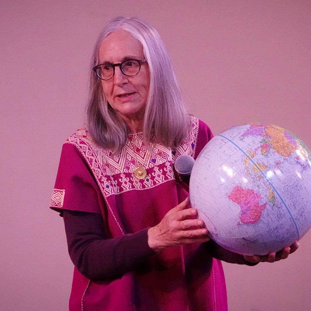 Julieta Fierro durante presentación de su libro “Astronomía, ¿Para qué?” en noviembre 2024. Foto: Cuartoscuro | Archivo