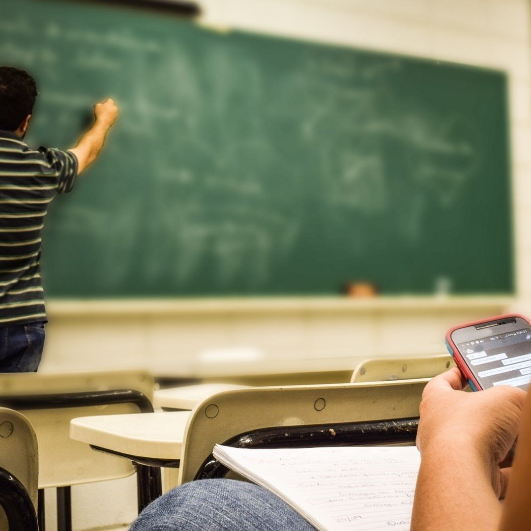 Mañana lunes 7 de octubre 2024 hay clases o es feriado en México esto dice el calendario escolar SEP