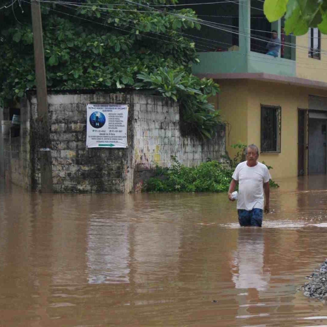 Desbordamiento de Río "Los Perros" en Juchitán, Oaxaca