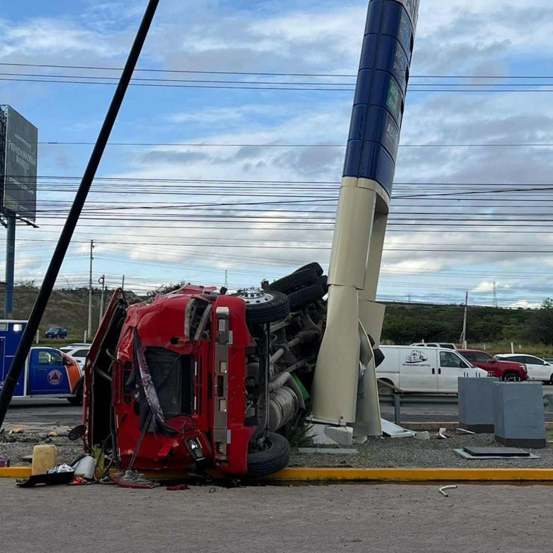 vuelca pipa en la 57