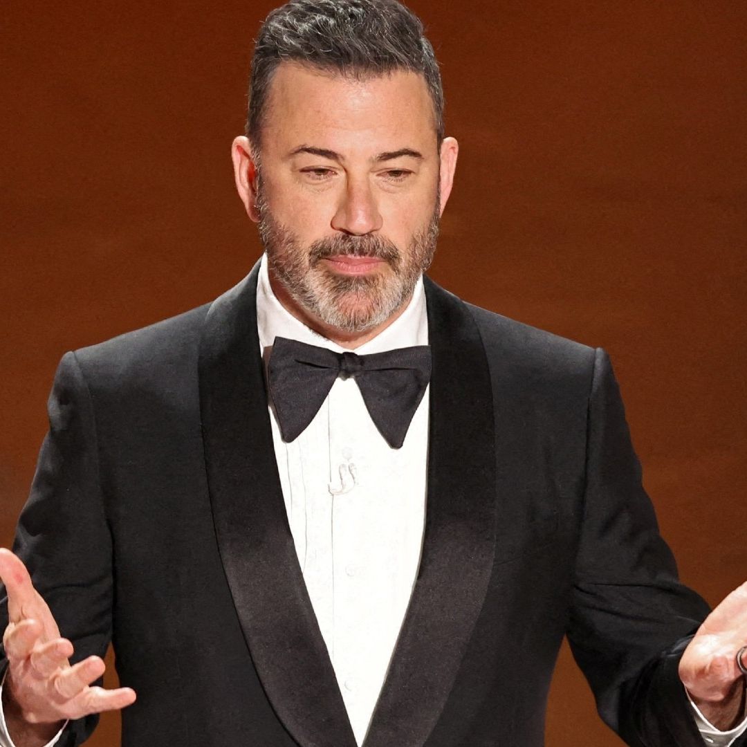 Regresa Jimmy Kimmel; "Nunca Fue intención restar importancia a asesinato de Charlie Kirk", dice.