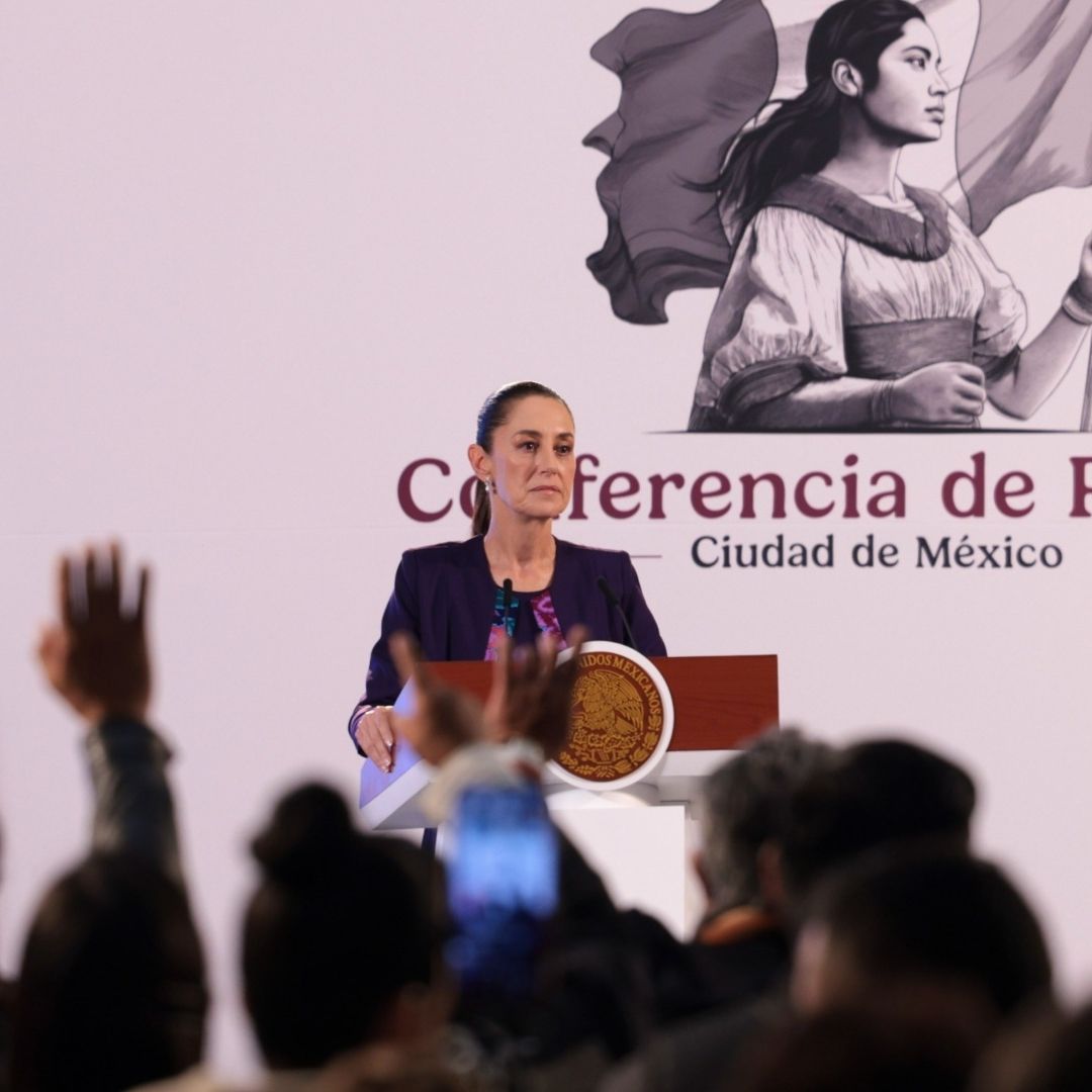 La presidenta Claudia Sheinbaum durante conferencia mañanera en Palacio Nacional