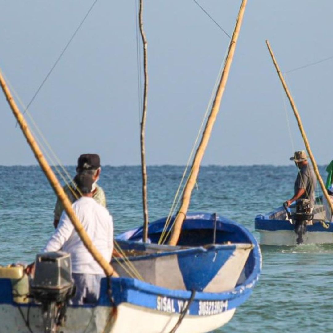 Confirman Extravió de 15 Pescadores en el Mar Después del Paso del Huracán ‘Milton’