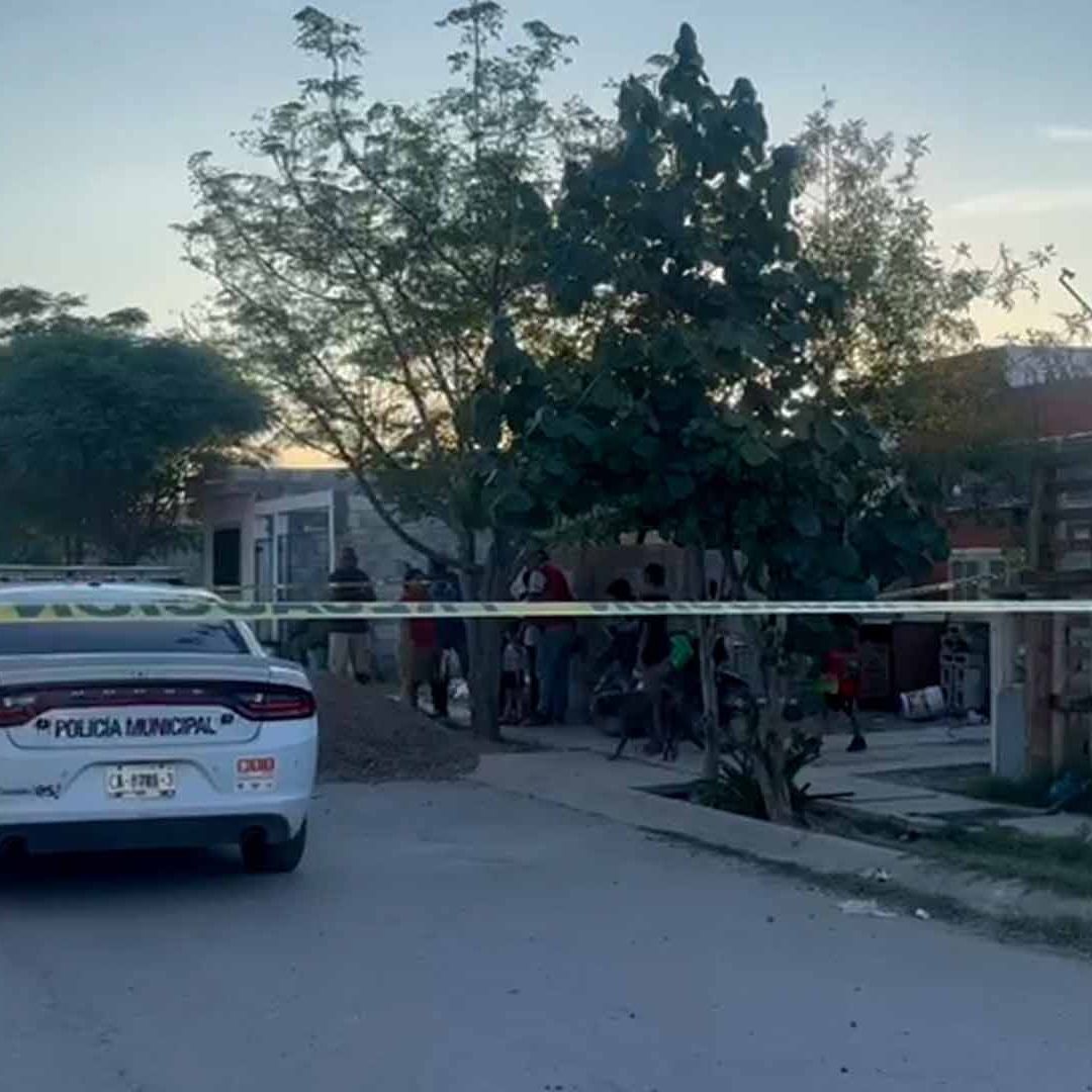 Muere Niño al Caerle Barda Encima en Torreon Coahuila
