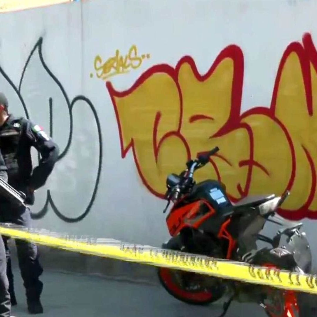 Muere motociclista luego de ser baleado mientras huía