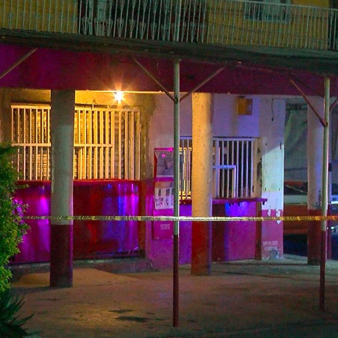En el lugar de los hechos fueron localizados al menos tres casquillos de arma de fuego.