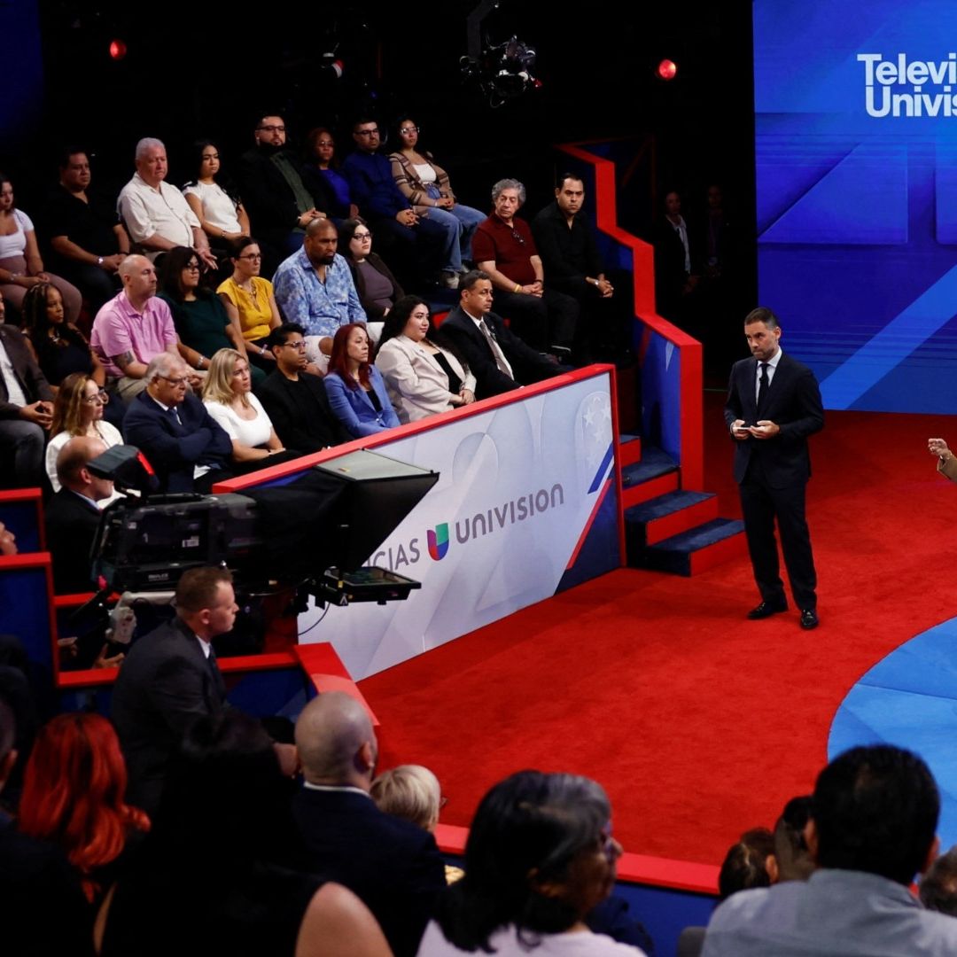 Kamala Harris, durante el foro abierto ‘Los latinos preguntan, los candidatos responden’ que presentó TelevisaUnivision y N+