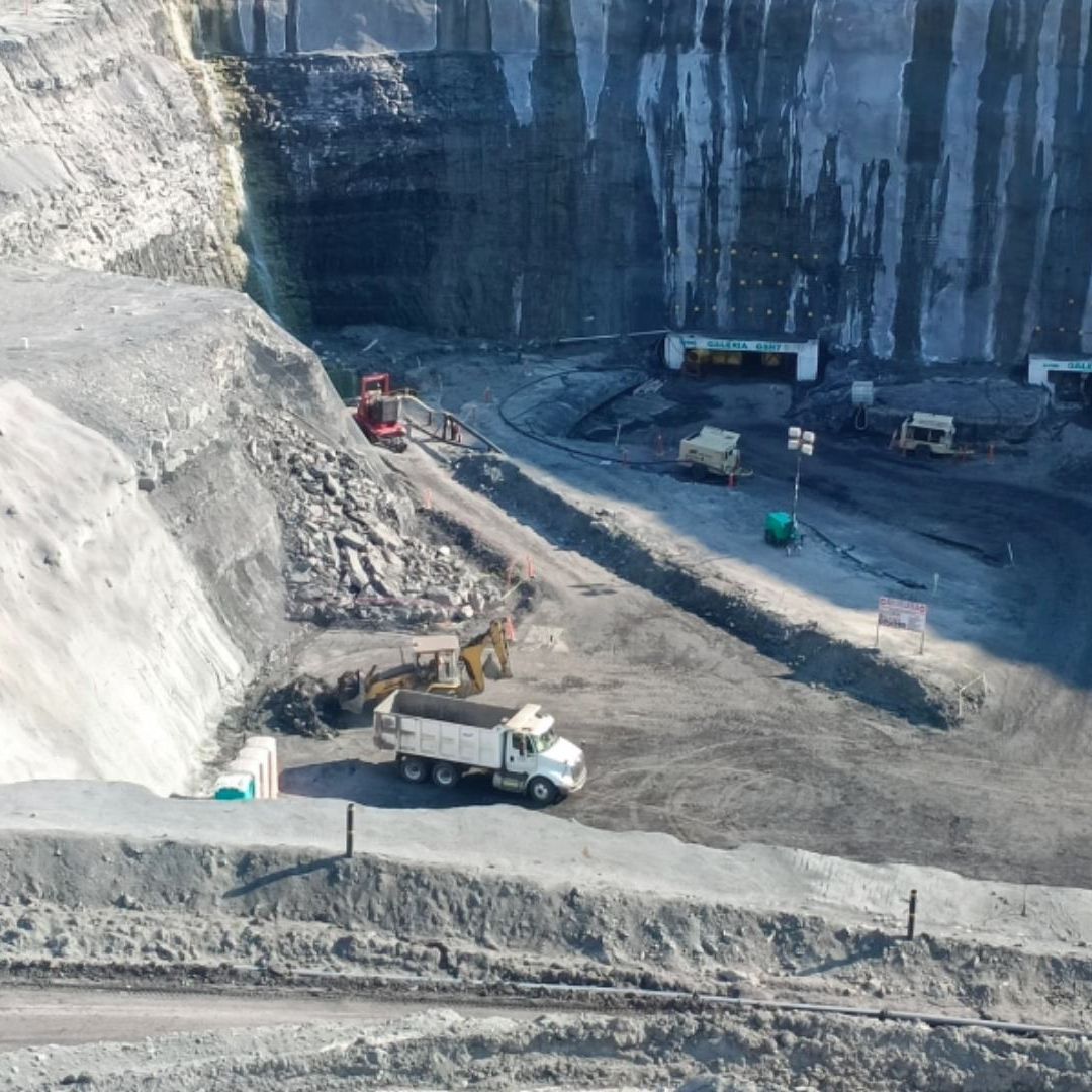 Comando Unificado de la mina "El Pinabete" recupera los restos del octavo minero. Foto: X @CNPC_MX