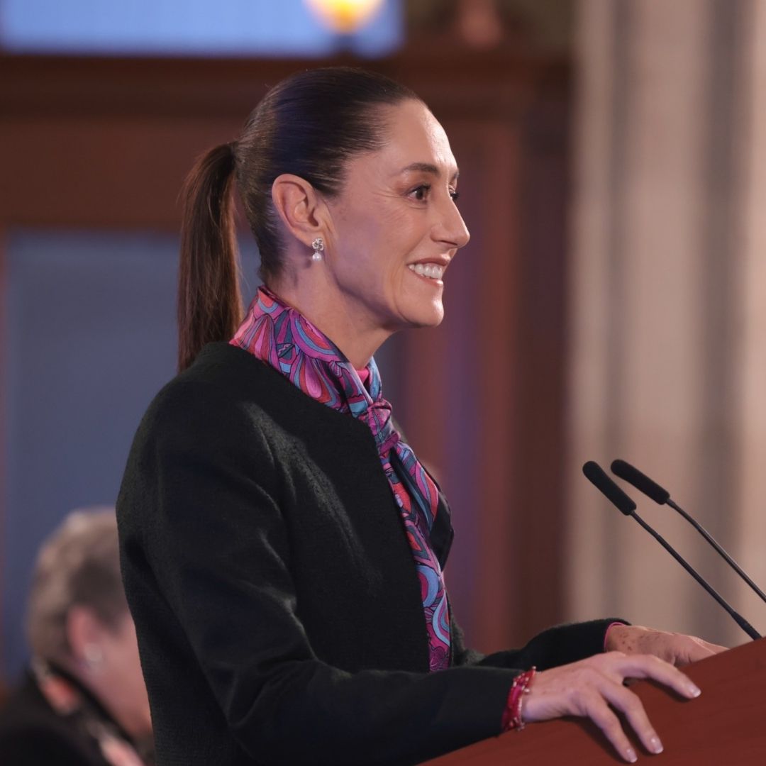 Claudia Sheinbaum durante mañanera en Palacio Nacional