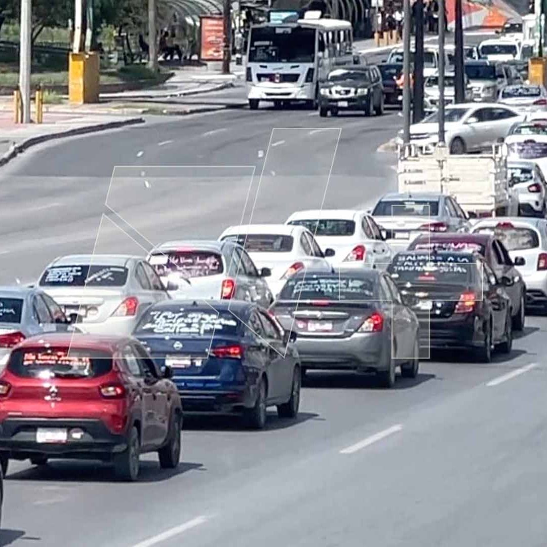 Conductores de Aplicación Bloquean Libramiento Reynosa - Monterrey