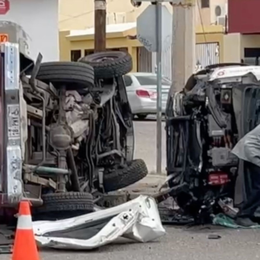 Fuerte Choque entre Patrulla Municipal y Pickup en Bulevar Vildósola en Hermosillo; Esto Pasó