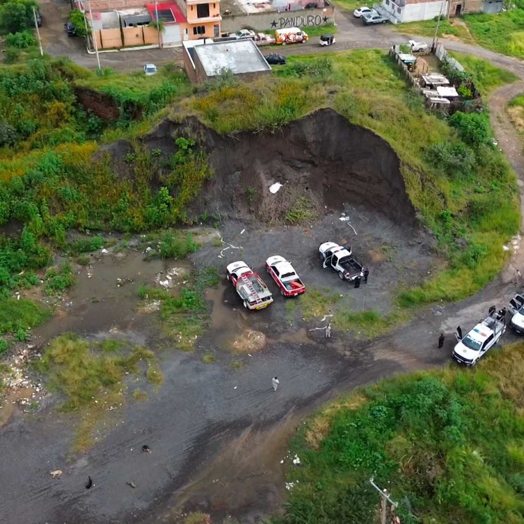 Un hombre murió sepultado por un deslave en Tlaquepaque