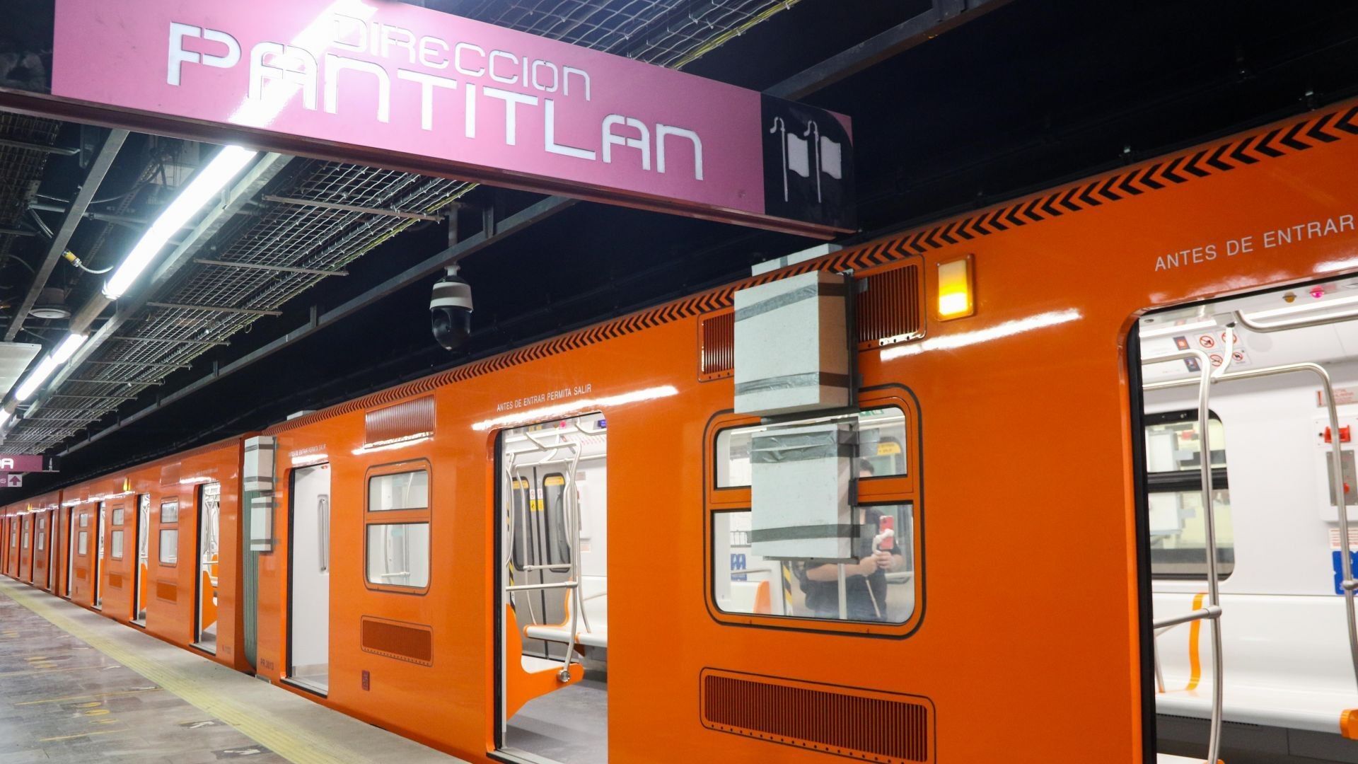 Estación del Metro CDMX de la Línea 1, la rosa