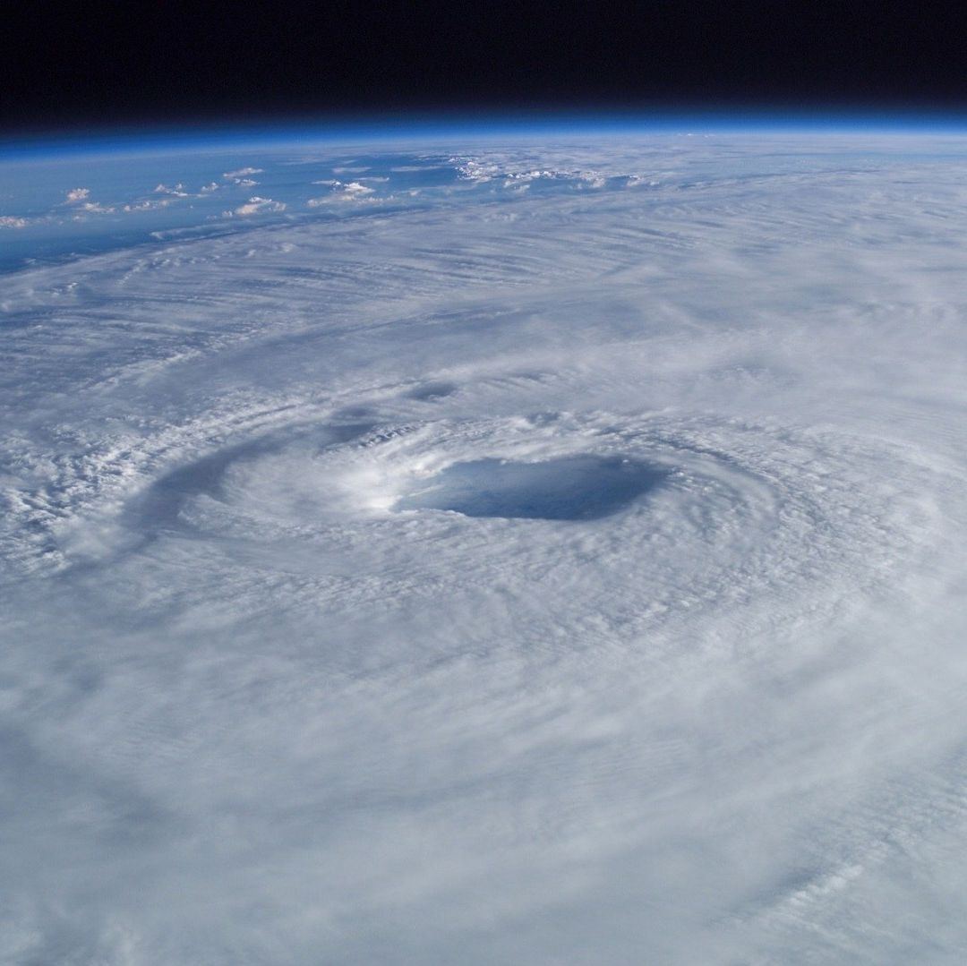 Imagen de un huracán visto desde el espacio.