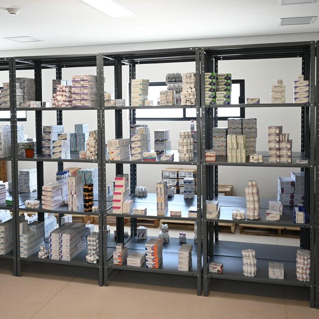Farmacéuticas No Han Entregado Medicinas por Falta Experiencia y Capacidad de Producción