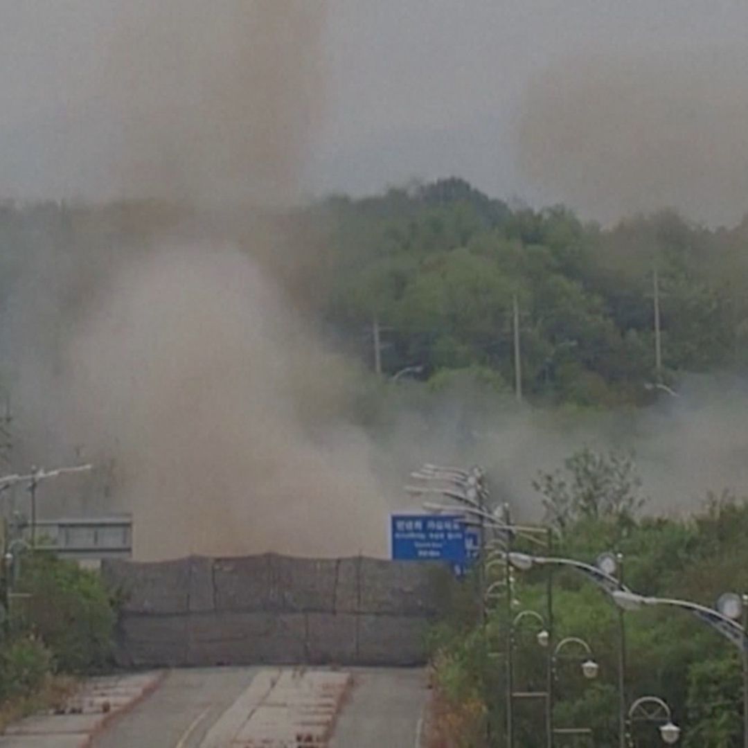 Corea del Norte Destruye Carreteras que Conectan su Territorio con Corea del Sur