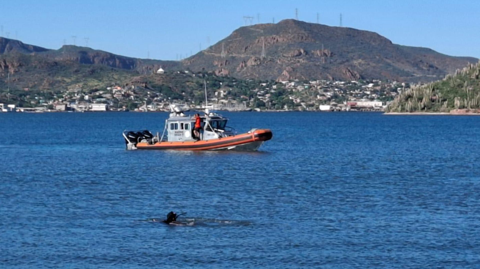 Localizan Sin Vida a Buzo que Cayó al Mar en la Sexta Región Naval en Guaymas, Sonora