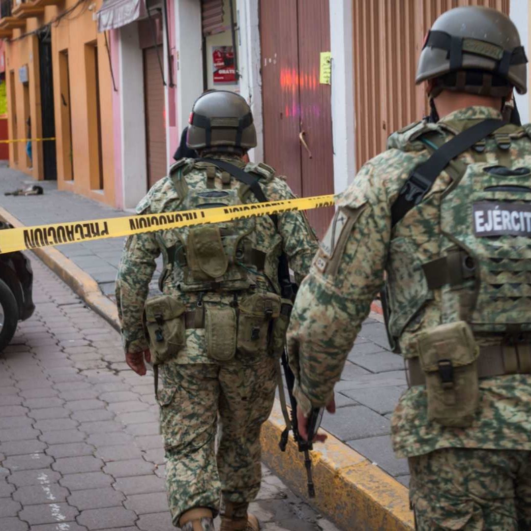 Balacera afuera de centro comercial