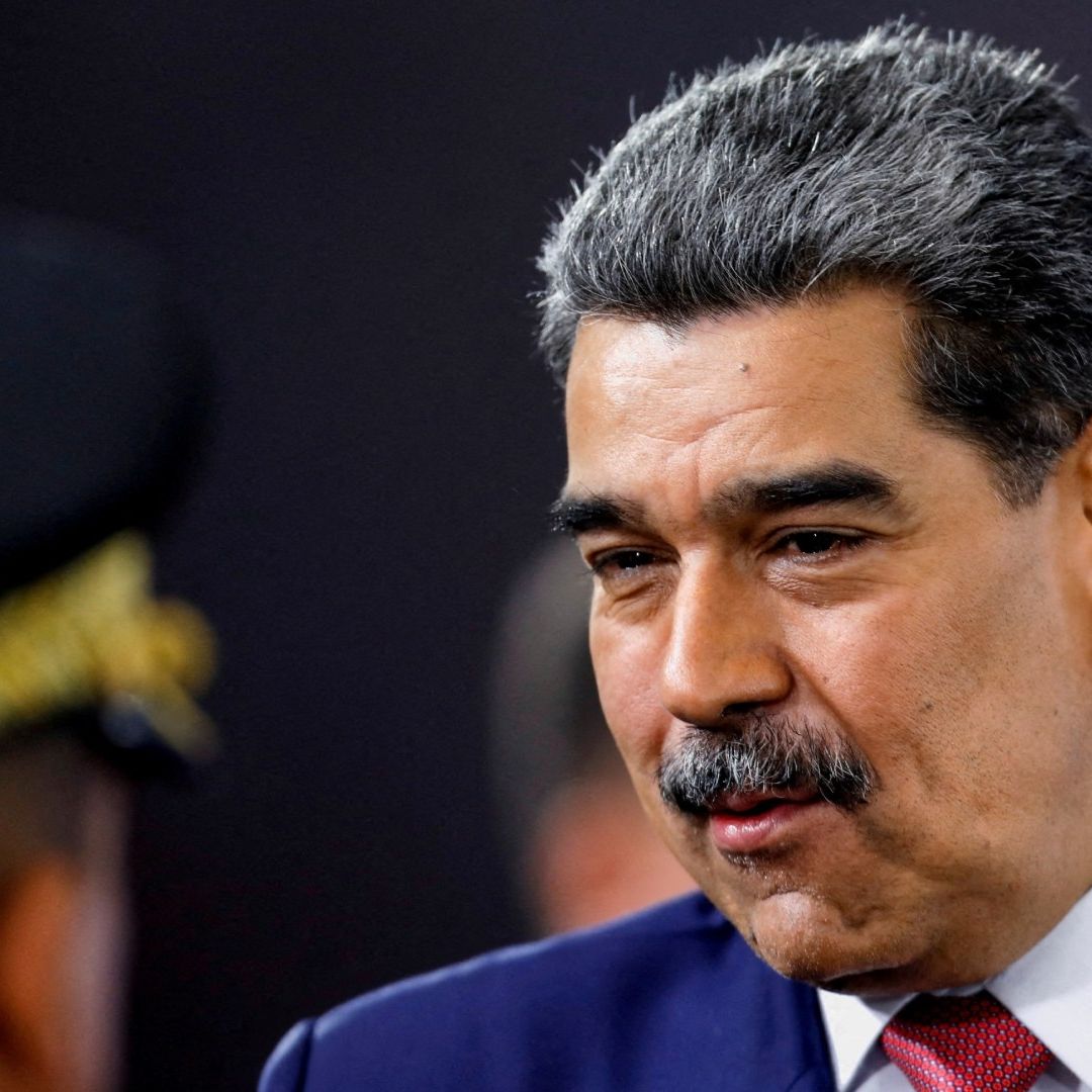 Maduro Firma Decreto de Conmoción Externa ante "Amenazas" de EUA a Venezuela; ¿Qué Significa?
