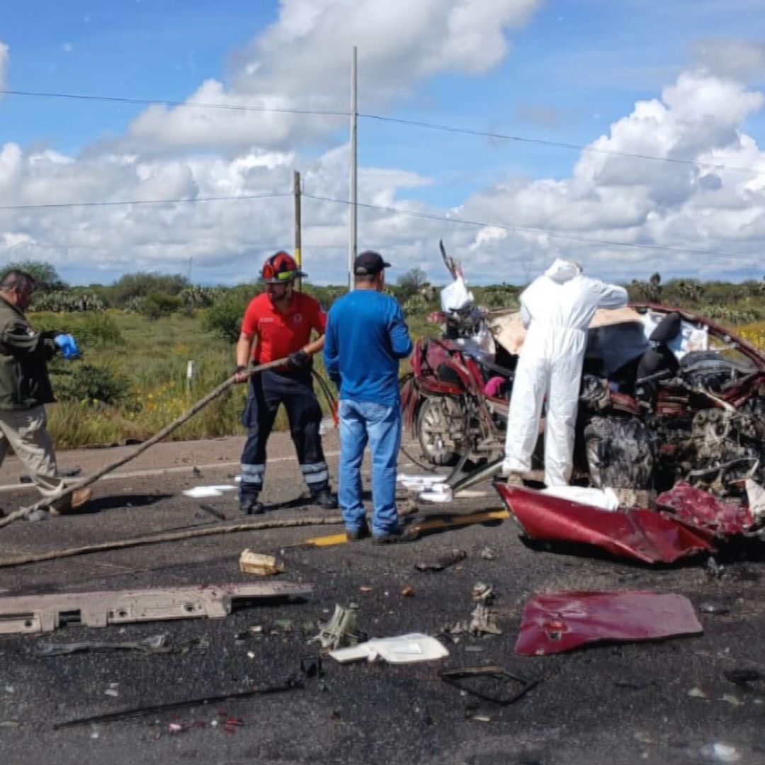 Accidente automovilístico deja sin vida a una familia en Zacatecas