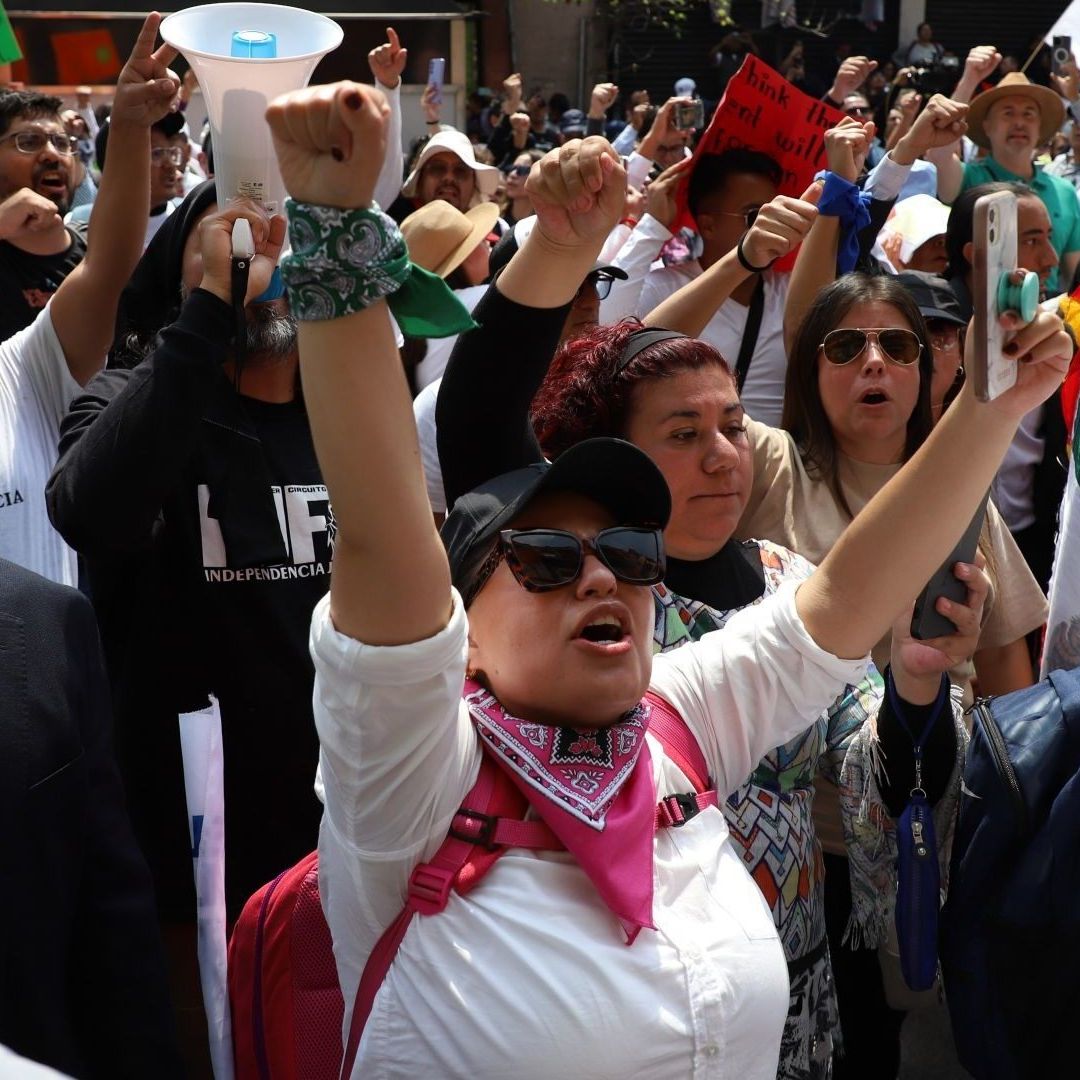 Manifestación de trabajadores del Poder Judicial en México