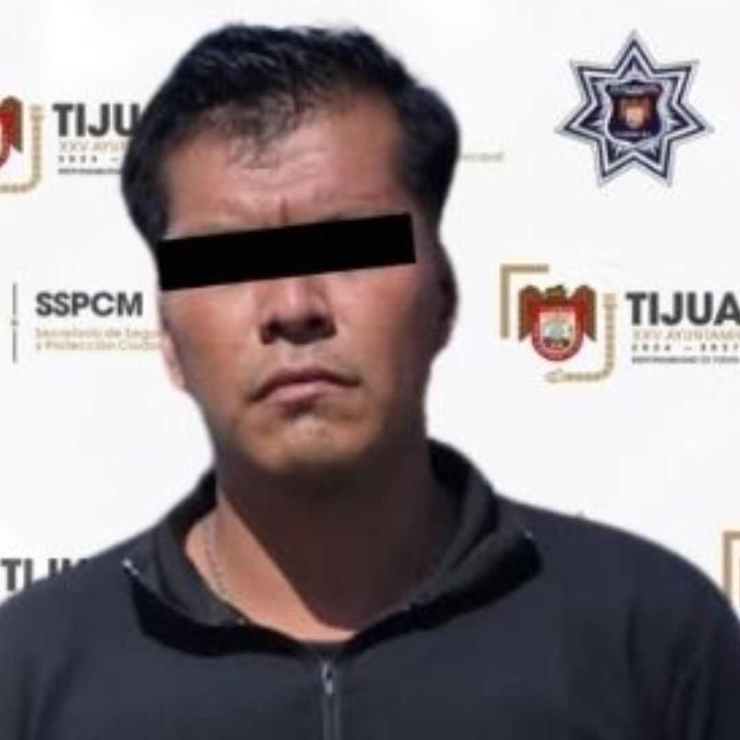 Chofer de Camión Escolar Detenido tras Atropellar a Mujer y Niña en Sobreruedas de Tijuana