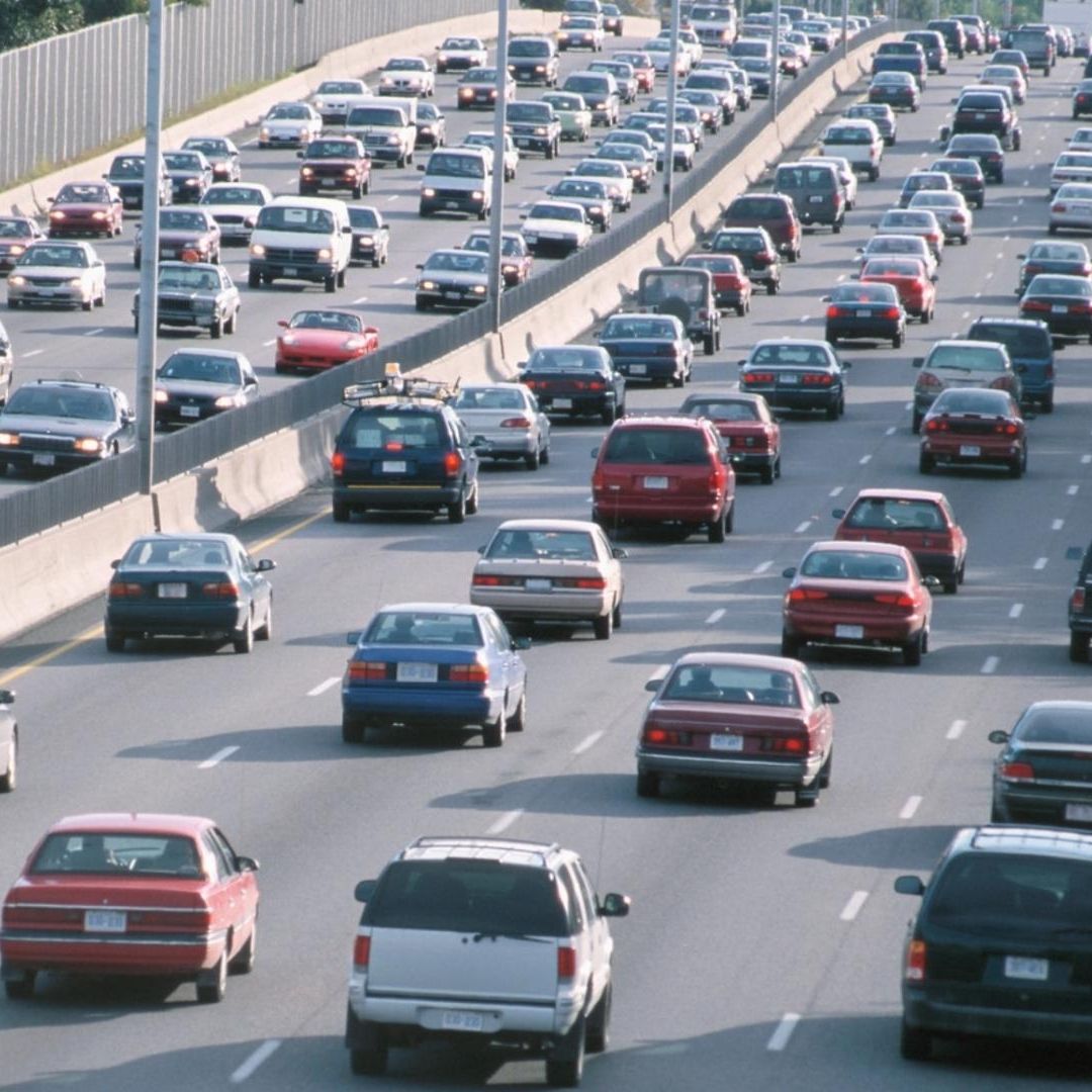 coches en trafico