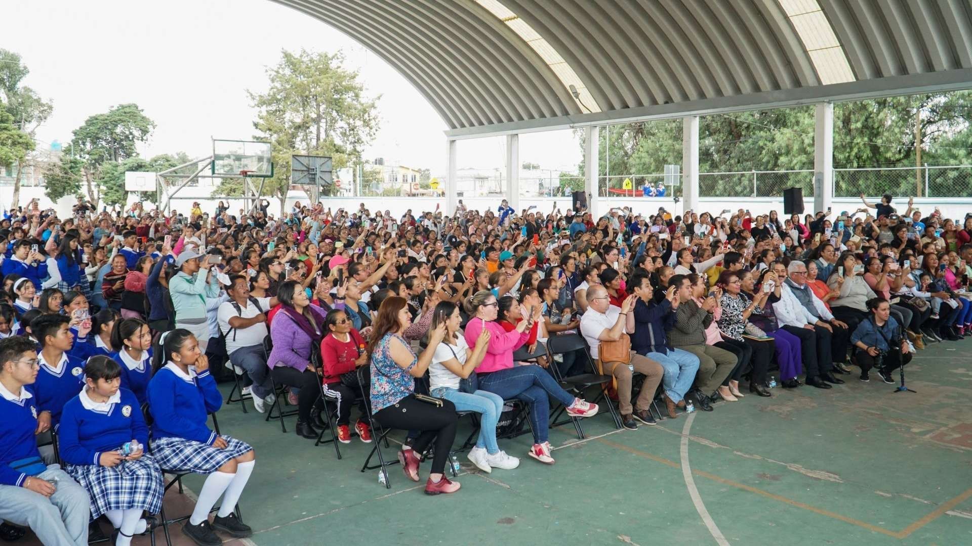 El titular de la SEP, Mario Delgado, reveló cuándo iniciará la distribución de las tarjetas de la Beca Universal Rita Cetina Gutiérrez