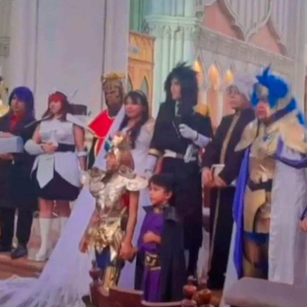 Novios de Boda Otaku Lamentan la Prohibición por la Iglesia. Foto: Edgar Hernández
